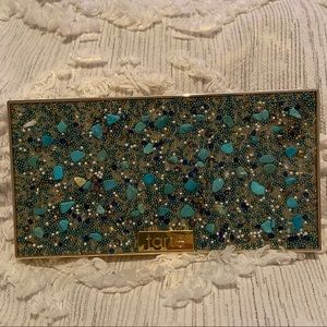 Tarte Rainforest of the Sea Pallet